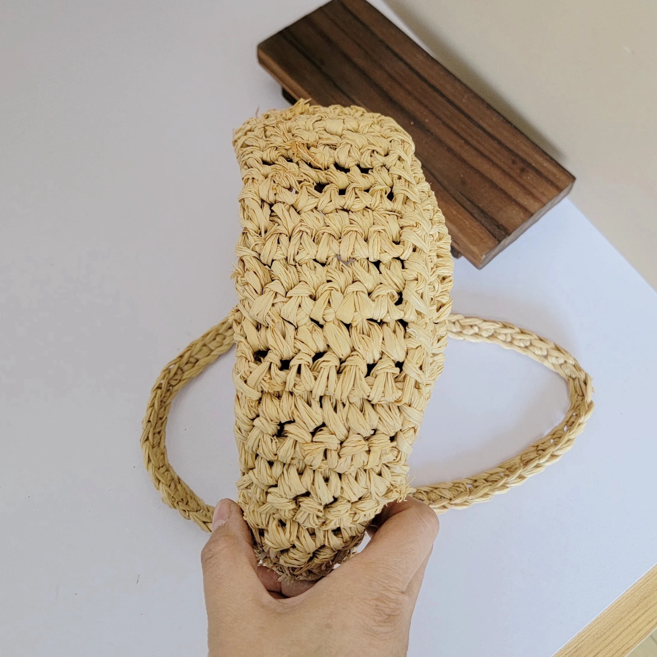 Sac rond en raphia tressé à la main