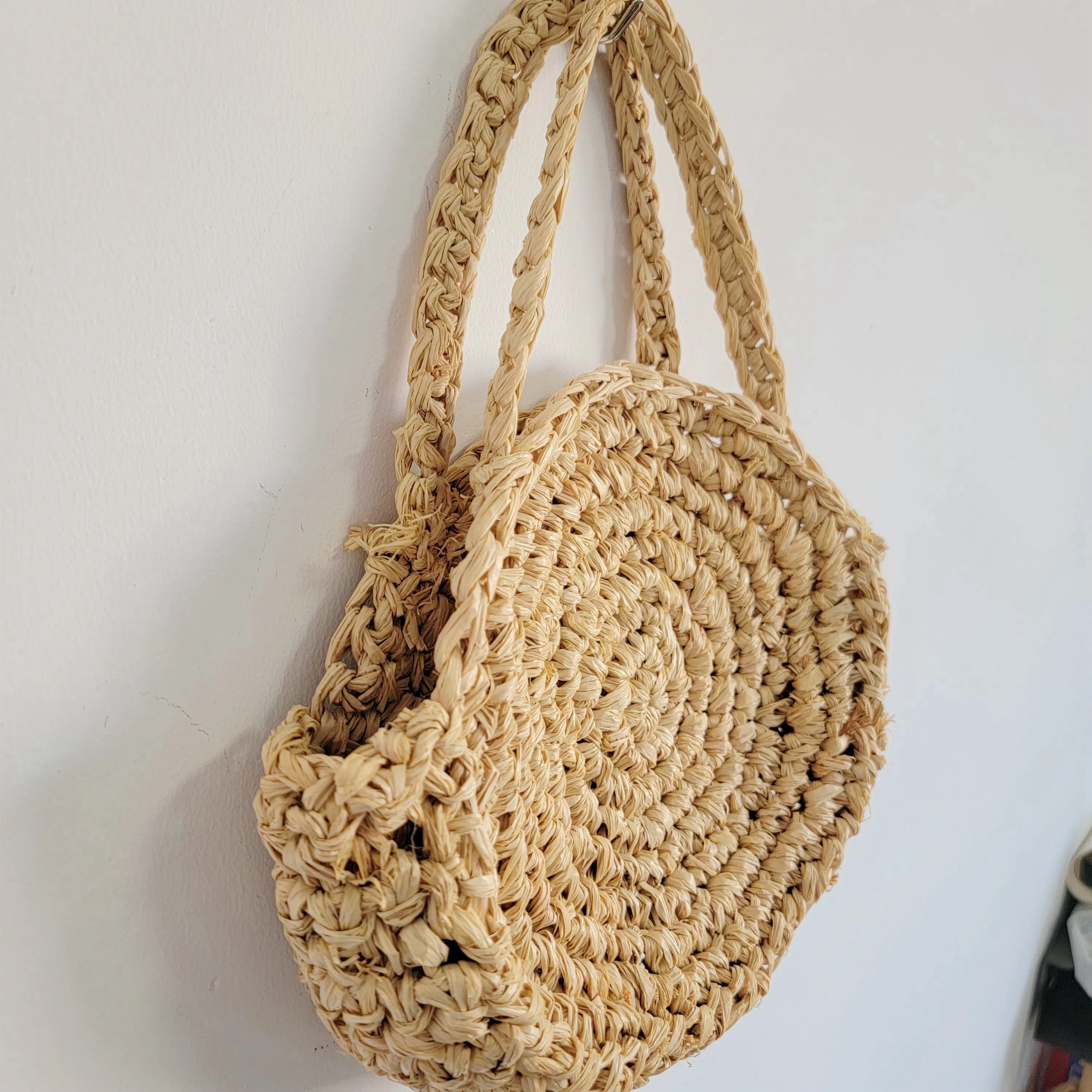 Sac rond en raphia tressé à la main