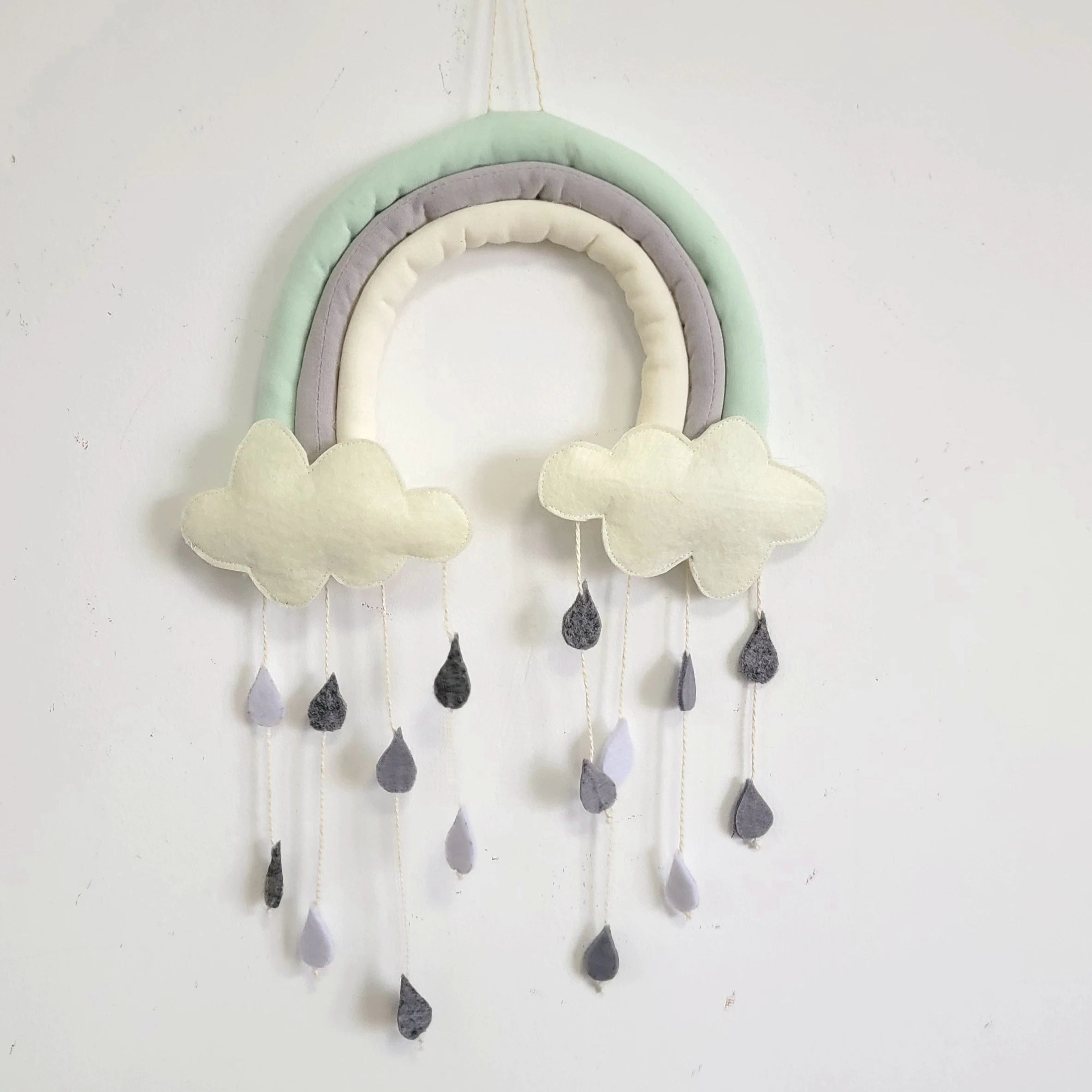 Décoration murale arc-en-ciel pastel enfant